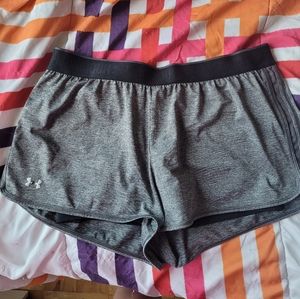 Women's under Armour sports short